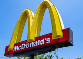 McDonald’s Sales Are up, But the CEO Predicts That Low-Income Customers Would spend Less in the Upcoming Year