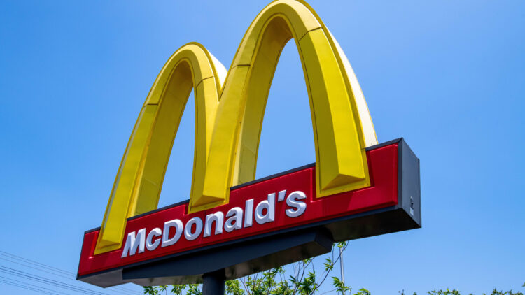 McDonald’s Sales Are up, But the CEO Predicts That Low-Income Customers Would spend Less in the Upcoming Year