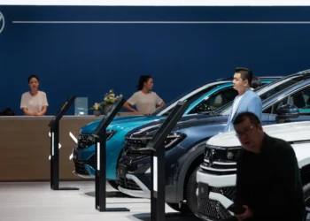 Can Volkswagen Regain Market Share in China After Taking a €3 Billion Risk?