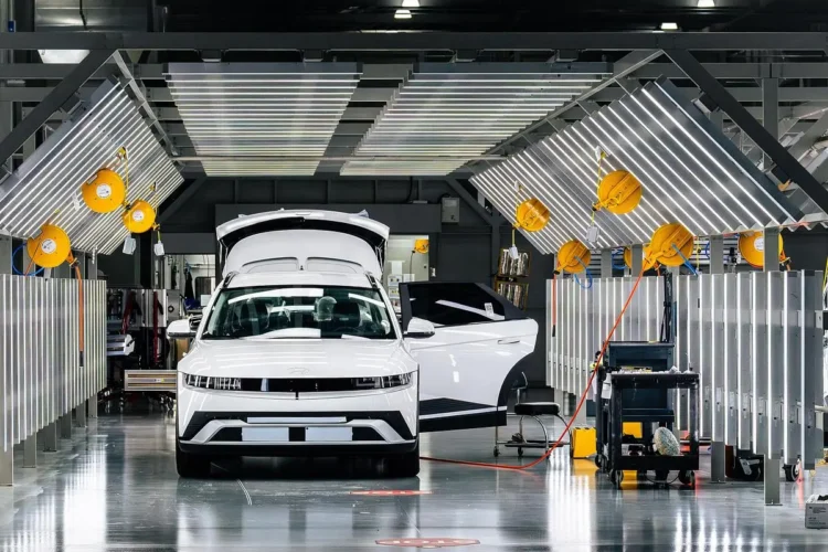 The EU Has Relaxed its Intentions to Stop Selling Gasoline And Diesel Vehicles by 2035