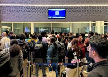 India’s Travel Crisis Worsens as Hundreds of Flights are Canceled by IndiGo
