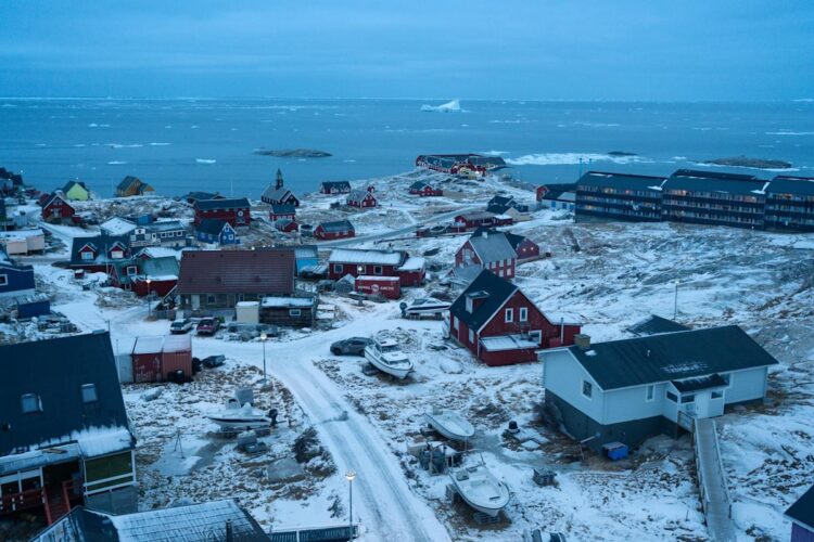 As Trump Highlights the Greenland Deal, Markets Rise and Safe Havens Decline