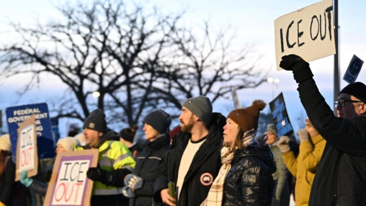 According to Minnesota Officials, the FBI Prevented them from Accessing the ICE Shooting Investigation