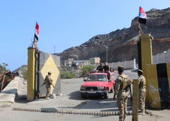 As the Crisis With the UAE Worsens, Saudi-Backed Soldiers Attempt to Seize a Crucial Yemeni City