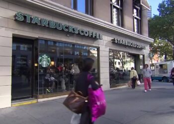 Starbucks no Longer Wants to be Present on Every Street in Los Angeles and New York