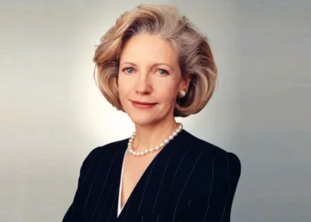 Anna Murdoch-Mann, a Writer and Former Director of News Corporation, Passed Away at the Age of 81