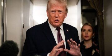 Trump Threatens to Impose Taxes on Nations Who do Business with Iran