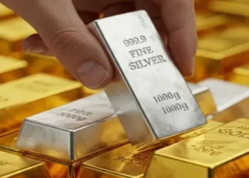 As the Strength of the Dollar Reduces Demand for Safe Havens, Gold Faces a Deeper Decline
