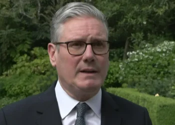 Starmer Claims That Officials Purposefully With held the Mandelson Screening Results From Me