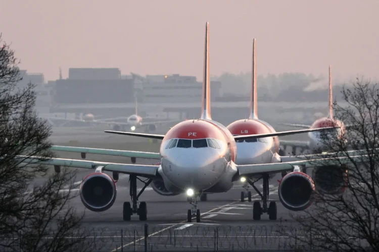 Jet Fuel Shortages Won’t Affect Summer Flights, According to EasyJet’s Boss