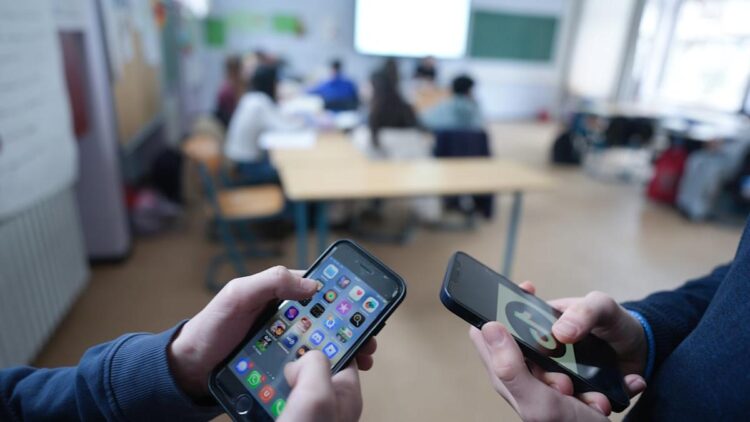 Meta Settles US Social Media Addiction Suit with School System