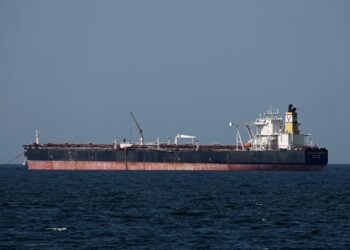 April Sees a Decline in the UK Economy Due to the Oil Shock Caused by The Iran War