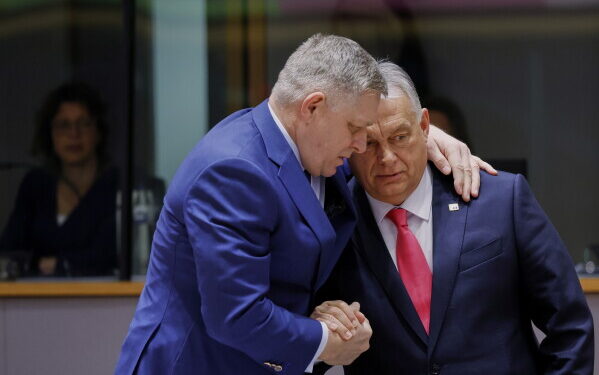 Hungary Drops Veto on Ukraine’s EU Entry Ending Two-Year Standoff
