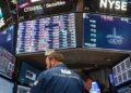 Why Does the US Economy Keep Defying the Odds?