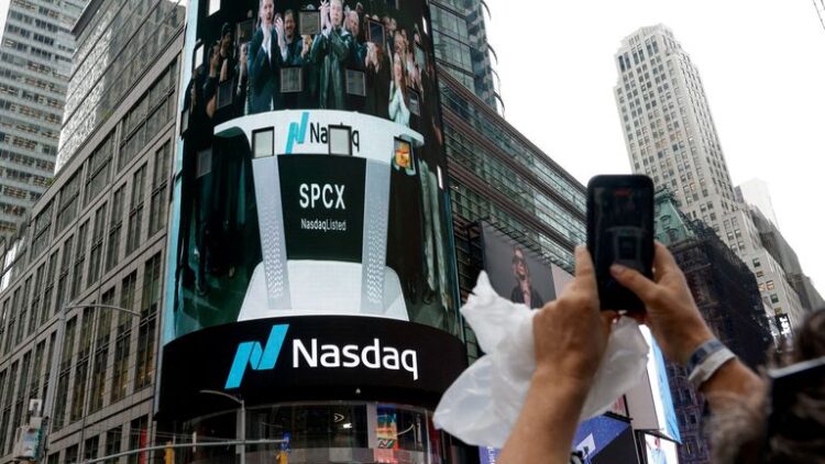History was Made With the SpaceX IPO. Has it lost Steam after a Month?