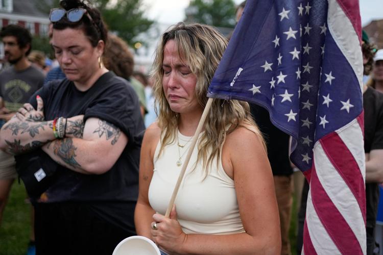 Trump Claims That ICE Should Carry out Traffic Stops Following Shootings, Seemingly Going Against New Policy