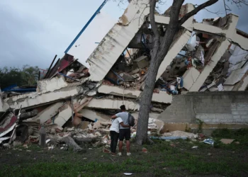 Six Days After the Earthquake in Venezuela, a Three-Year-old Was Saved And Sent to the Hospital