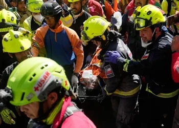 A Venezuelan Earthquake Survivor Was Rescued Alive After Eight Days