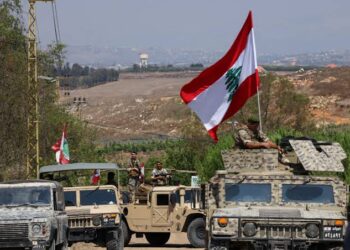 Following Israel’s Withdrawal, the Lebanese Army Claims its Troops are Moving into a “Pilot Zone