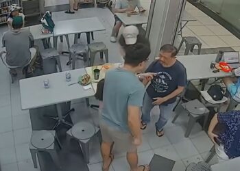 Police in Singapore are Looking into an Attack on an Old Guy who Gave a Toddler a Head Pat