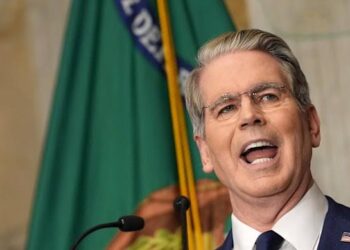 In an Effort to Isolate Iran, The US Treasury Secretary Initiates “Operation Economic Outcast