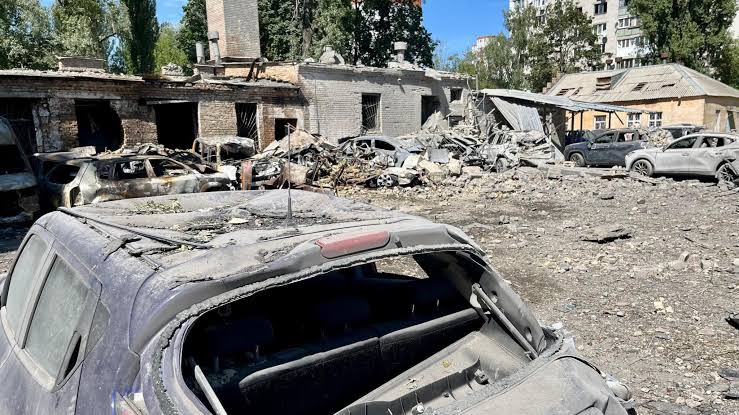 The Mayor of Kyiv Claims that Russia “Purposefully” Struck Vital Infrastructure in Recent Strikes