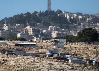 Israel 0pens Bids for The Very Controversial West Bank Building Project
