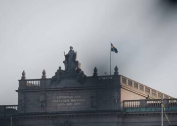 There is a Fierce Competition in Sweden For the Role of Hard Right Eyes in the Government