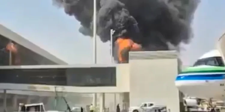 The Second Houthi Attack on Riyadh Airport in Two Days Resulted in One Fatality and Eleven Injuries