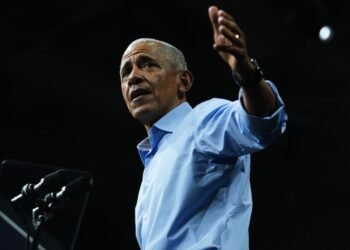 As He Advocates for Democrats Ahead of the Midterm Elections, Obama Criticises Trump