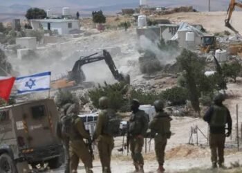 Families of Palestinians Are Uprooted as Israeli Troops Demolish Homes in Hebron